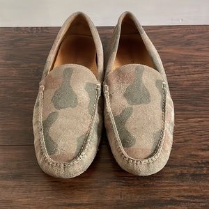 Donald Pliner camouflage loafer